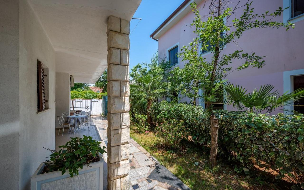 Apartmani Lido Bašanija المظهر الخارجي الصورة
